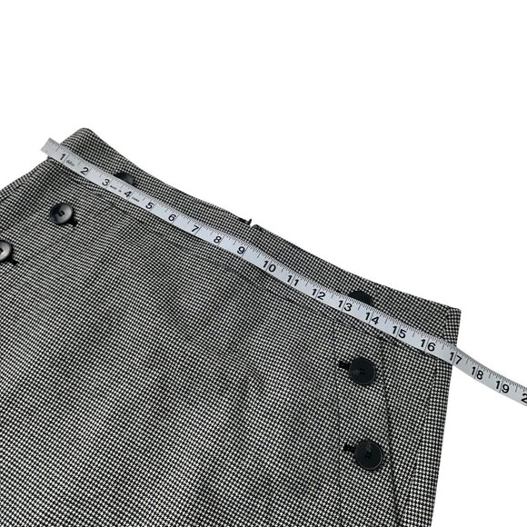 Ann Taylor Factory Women SZ 8 Black Houndstooth Button Accent Knee Skirt Lined - Picture 5 of 9